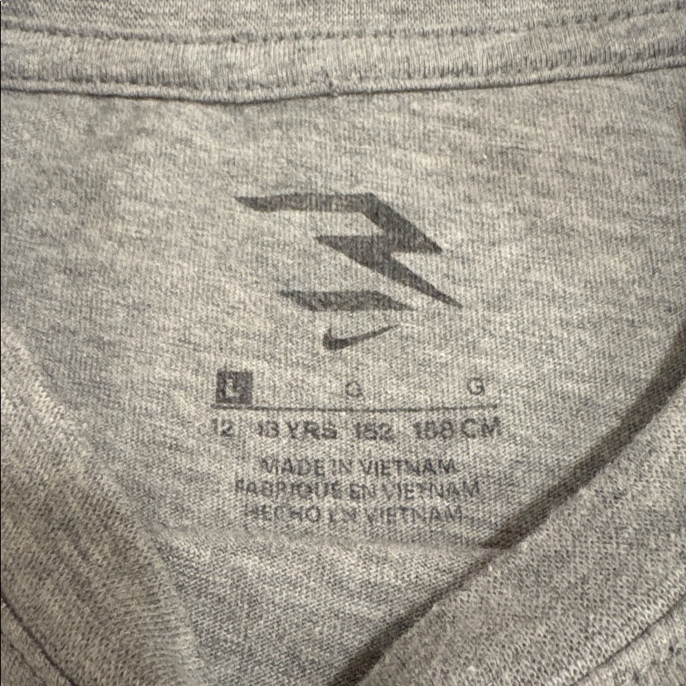 Boys Nike tee - Picture 3 of 3